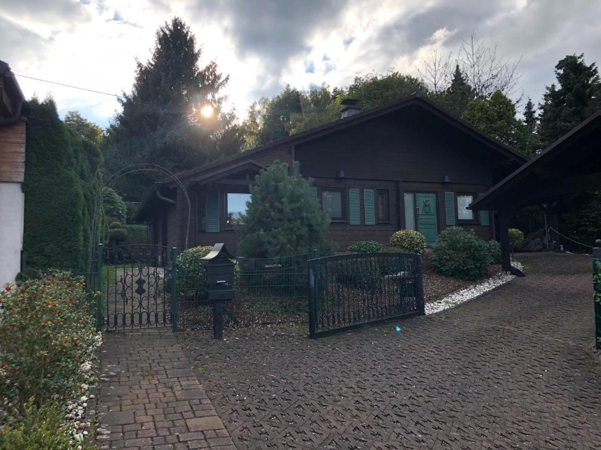 Gemuetliches Holzhaus In Idyllischer Lage Ruppichteroth Exterior photo